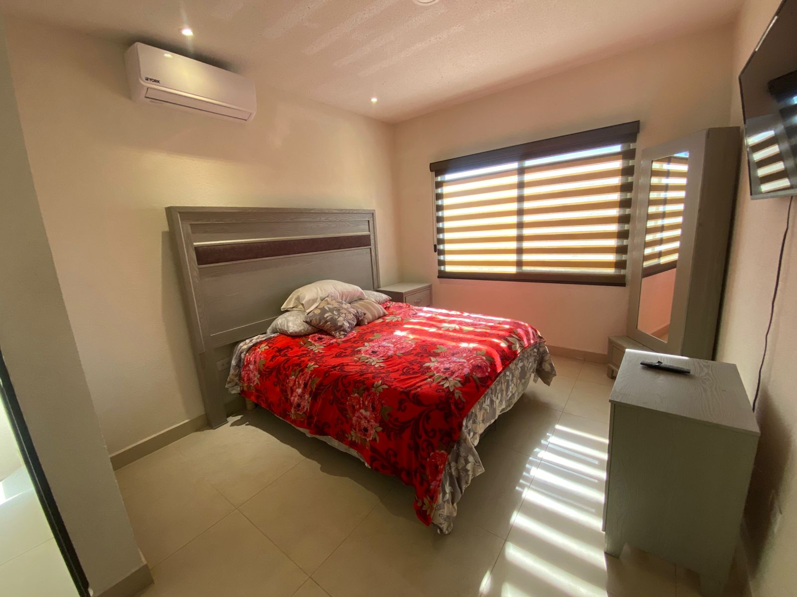 3a729124-75aa-4fc2-b364-b7b1a1eee9b1